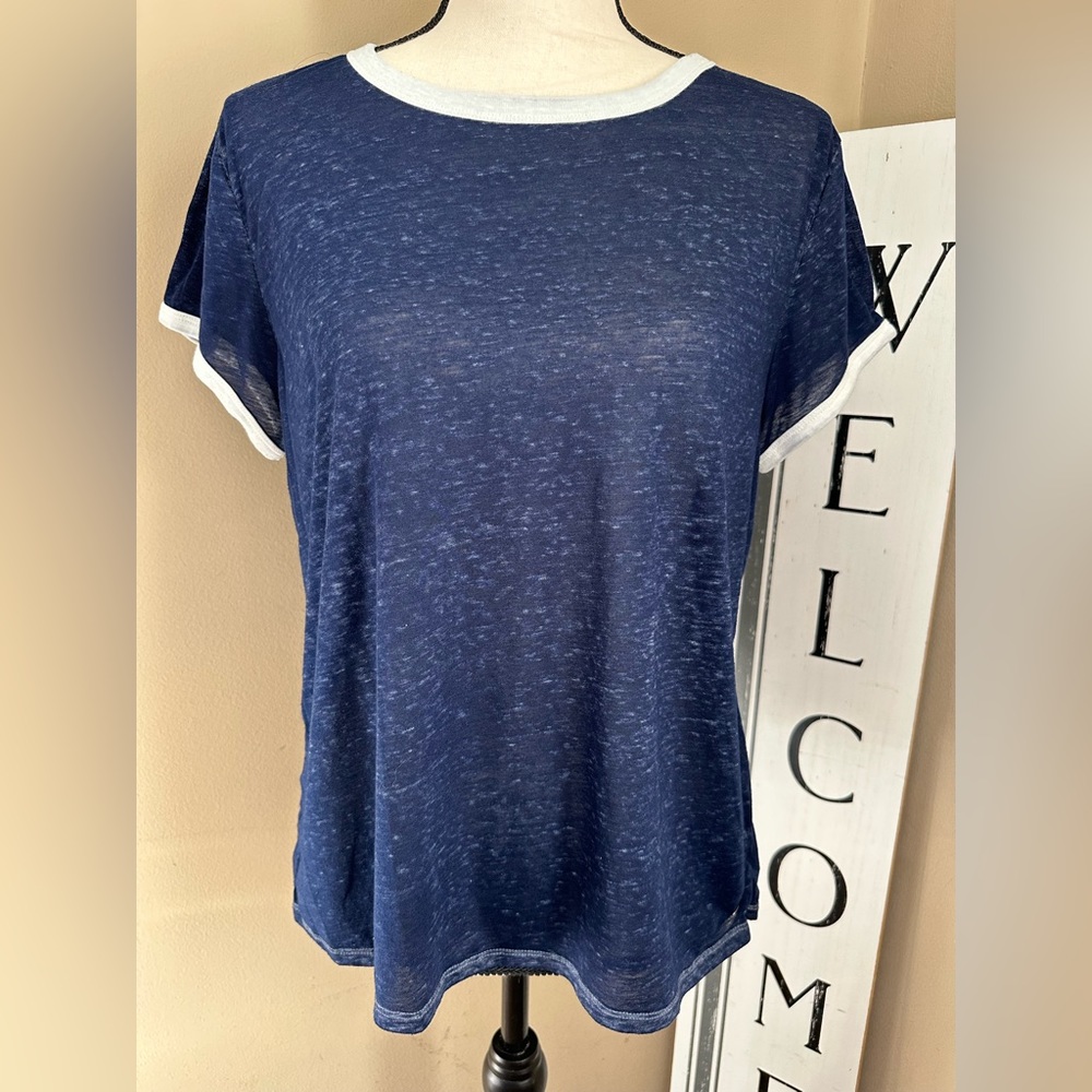 American Eagle shirt
